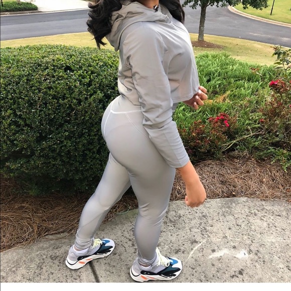 Reflective Set - Picture 2 of 3